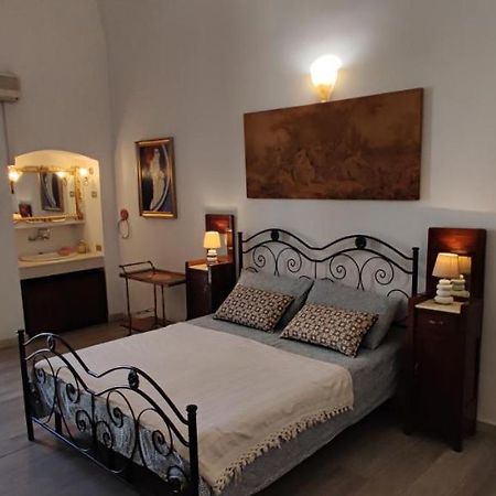 Very Central Apartment, By Shops, Bars, Restaurants Bari Extérieur photo